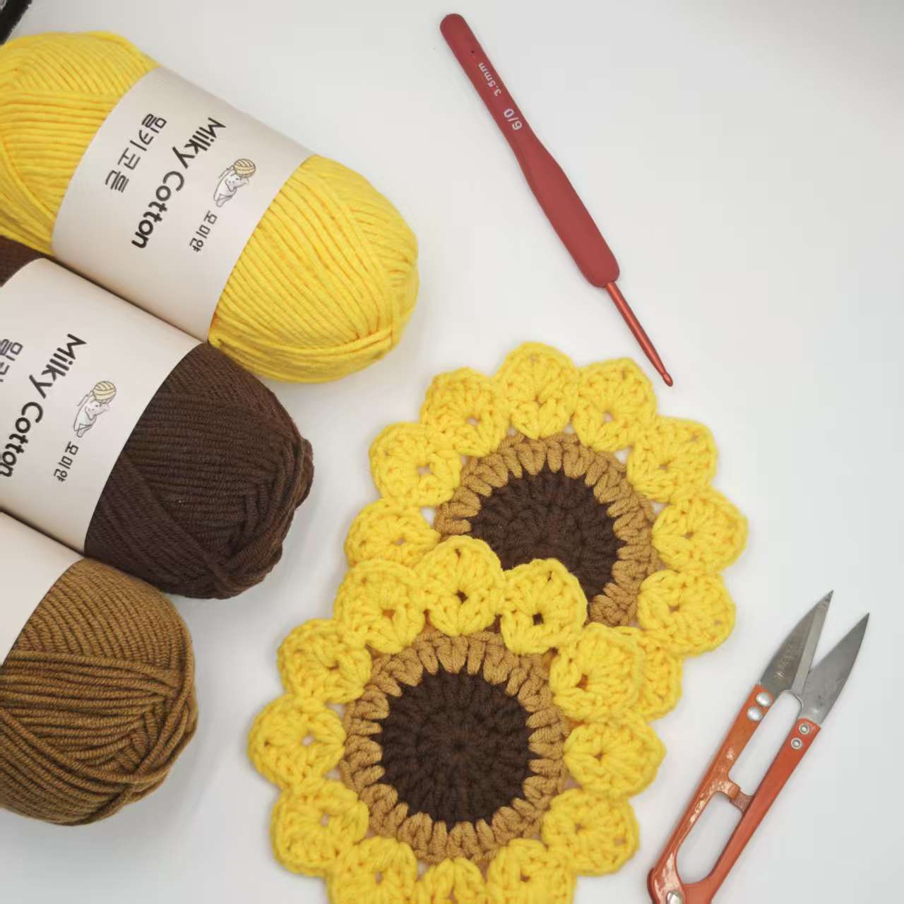 모미얀 해바라기 컵받침 뜨개실 DIY 패키지*유투브 무료 영상 도안 포함, 해바라기 컵받침, 1개 7,500원