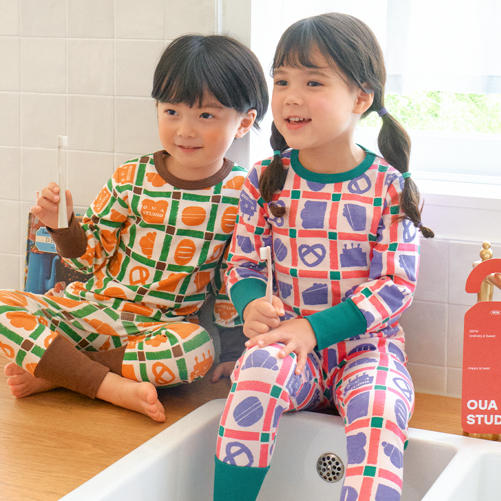 오우아스튜디오 브레드 체크 홈웨어 실내복 세트 18,400원