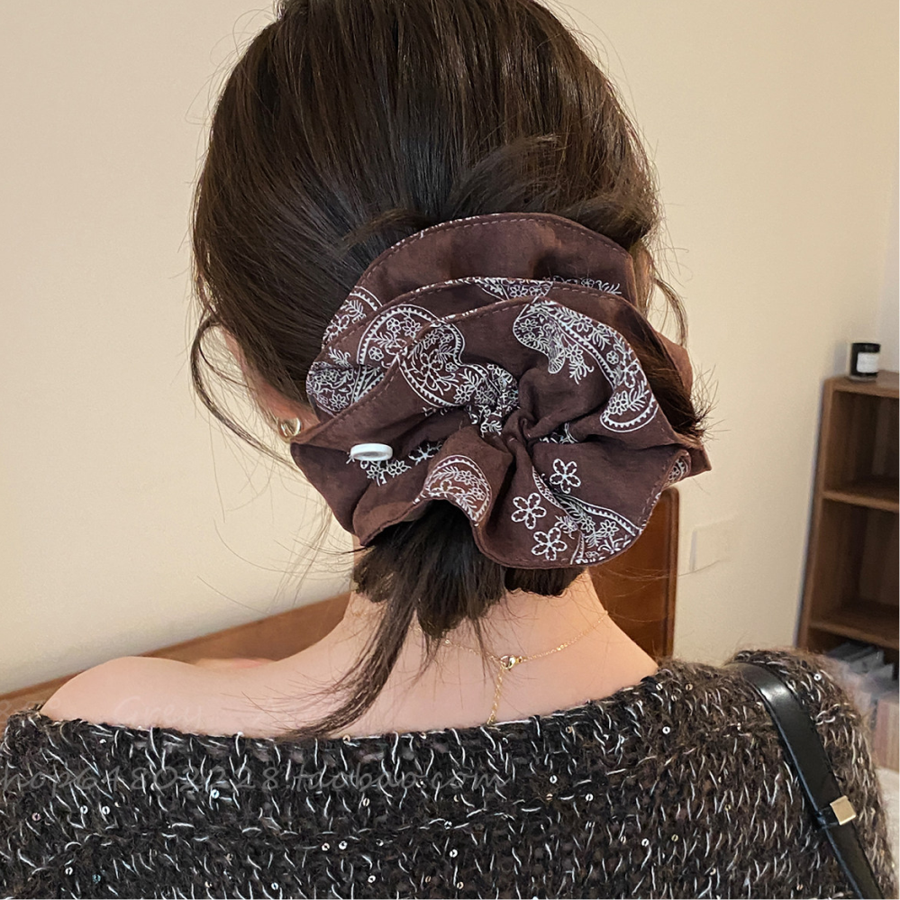 모미엘 18cm 프리미엄 스크런치 4겹 풍성한 왕곱창 빅사이즈 대형 머리끈 13,800원