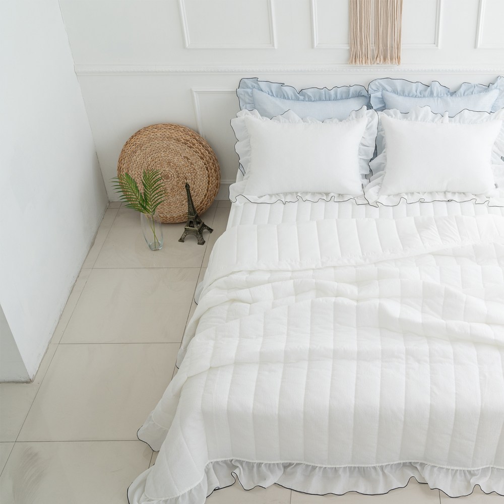 우유빛깔 순수 화이트 시원한 뱀부 시어서커 나리 스노우 리플 화이트 여름이불 패드베개세트 102,500원