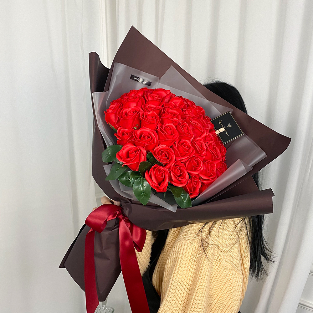 이플린 비누꽃 50송이 장미 대형 꽃다발 38,900원