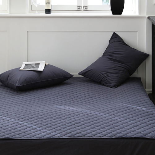 베이직톤 국내산 클래식 고밀도 순면 80수 한 사이즈 큰 밴드 고정형 침대패드, 시크블랙 89,900원