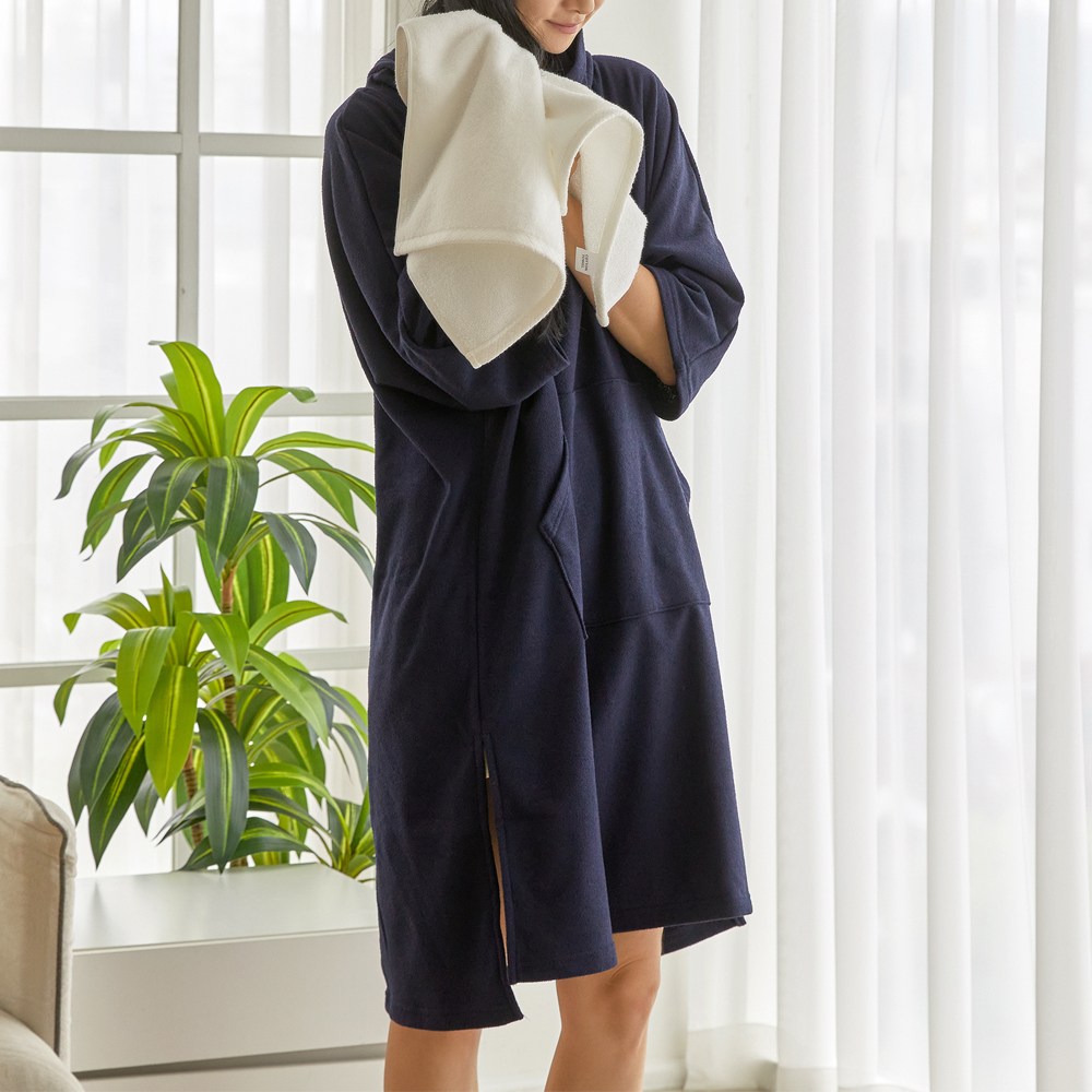 [평일당일배송] 여성골프가운 100% 국내생산 안전인증원단 나인아워즈 여성 샤워 목욕 수영장 가운 비치타올 골프웨어 골프치마, 1개, 네이비 39,900원