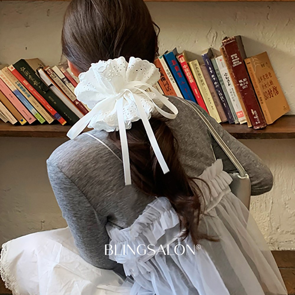 블링살롱 플레르 볼륨 빅사이즈 4겹 펀칭 레이스 롱 리본 왕 곱창밴드 4컬러 헤어 스크런치 헤어슈슈 곱창머리끈 여성 헤어끈 9,900원