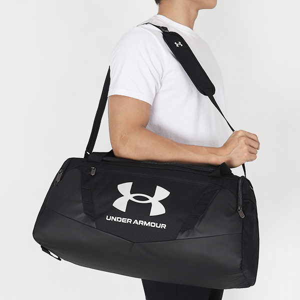 언더아머 언디나이어블 5.0 SM 더플백 40L 46,000원