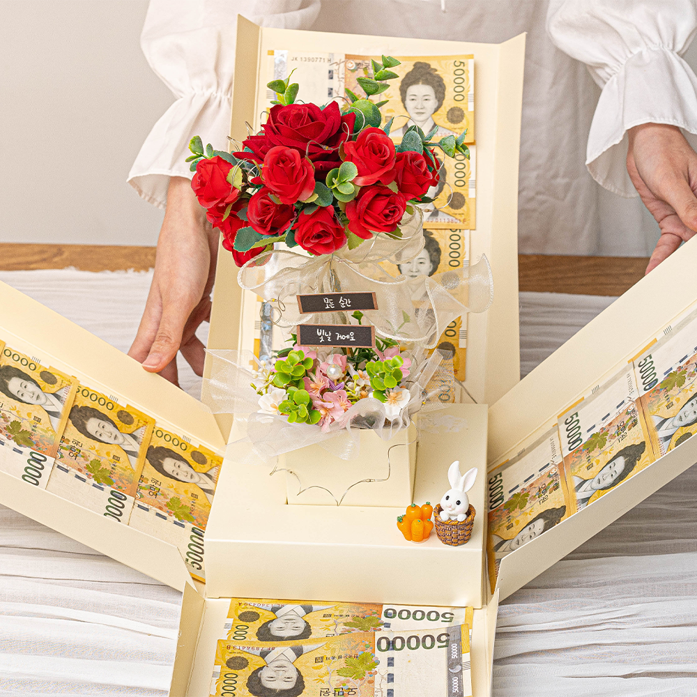 마음담은집"특별한"꽃나무 서프라이즈 용돈박스(LED+고급 토퍼+피규어) 32,940원