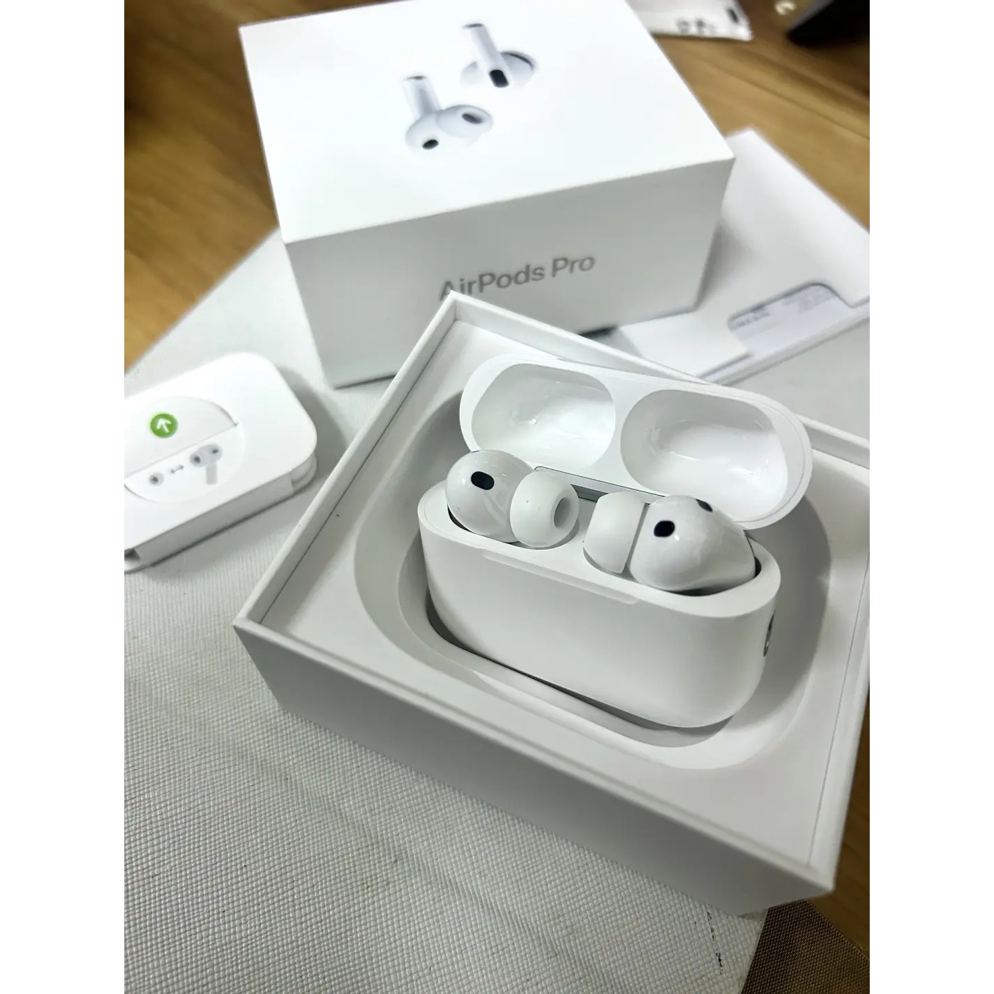 AppleAir Pods Pro 3세대 내구성 보호 케이스 블루투스 무선 이어폰 노이즈캔슬링 USB-C, CVNF, KDFGDMI 299,000원
