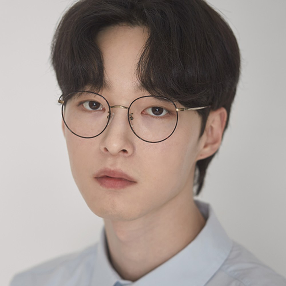 하루홀릭 국내생산 베이직 원형 CR-39 블루라이트 차단 렌즈 + 선글라스클립 남녀공용 메탈안경 43,000원