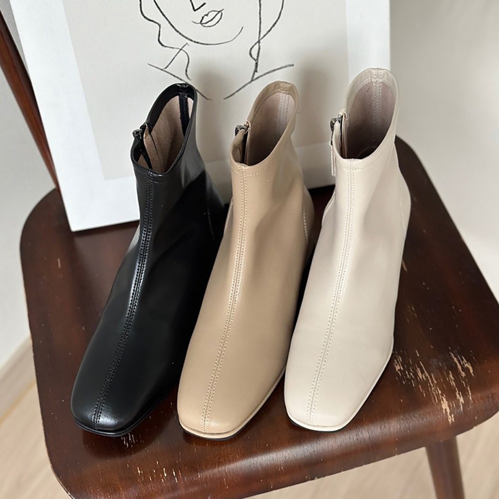 슈리오 여성 절개 포인트 데일리 소가죽 앵클부츠 4cm 64,900원