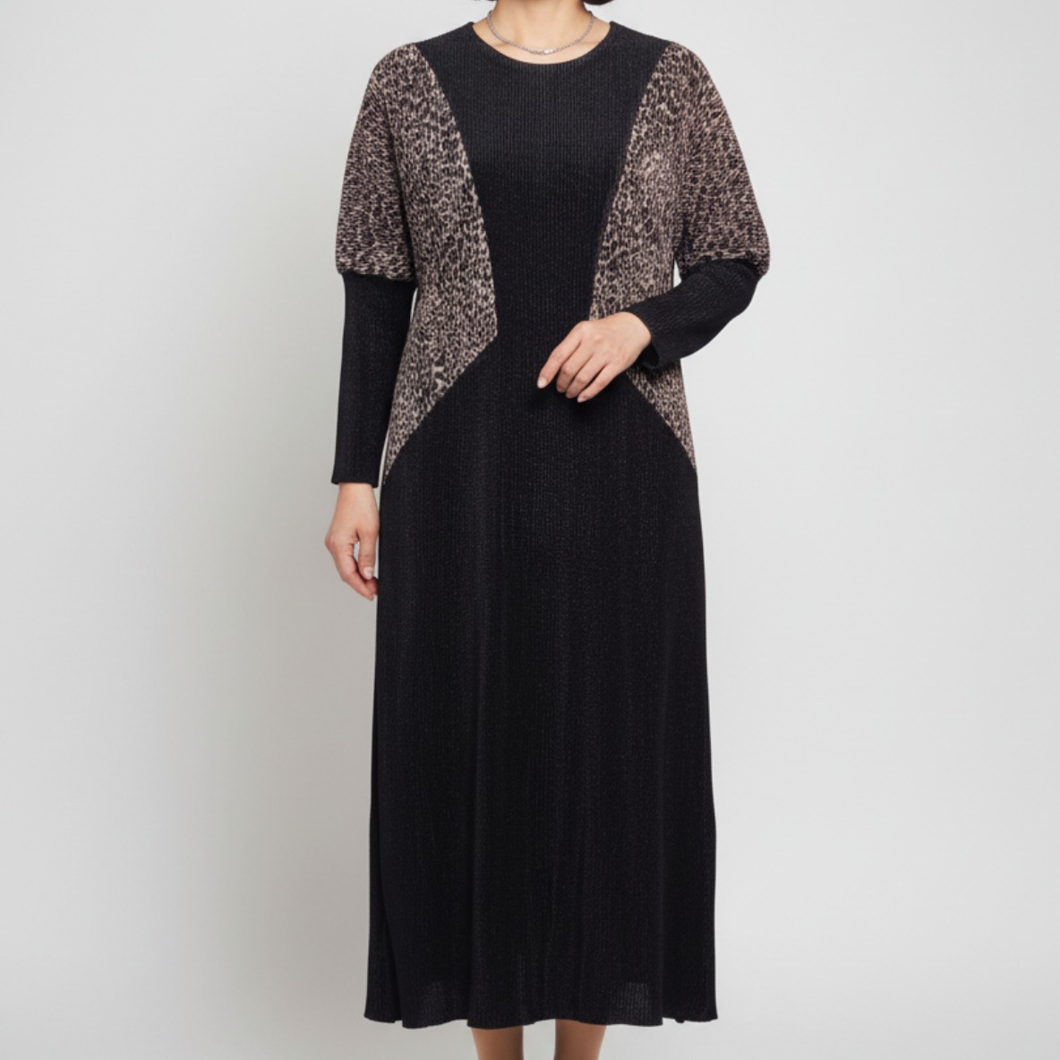 여성 플리츠 레오파드 원피스 블랙 FREE 편안한 데일리 중년여성 34,900원