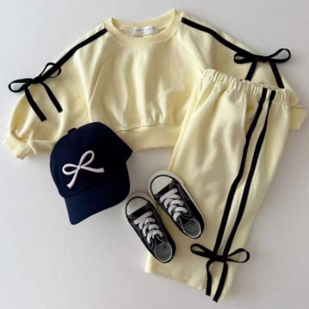 블링래빗 여아 리본 맨투맨 팬츠 2종세트 상하복 세트 자매룩 여행룩 투피스 상하의세트 35,900원