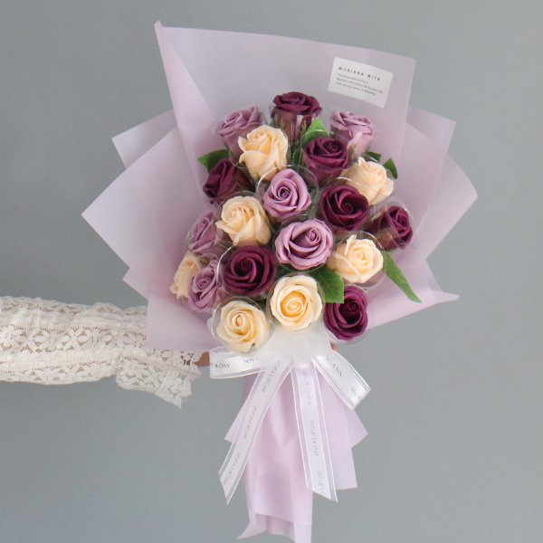 모리앤 조명 비누장미 용돈꽃다발 20송이 + 쇼핑백 25,740원