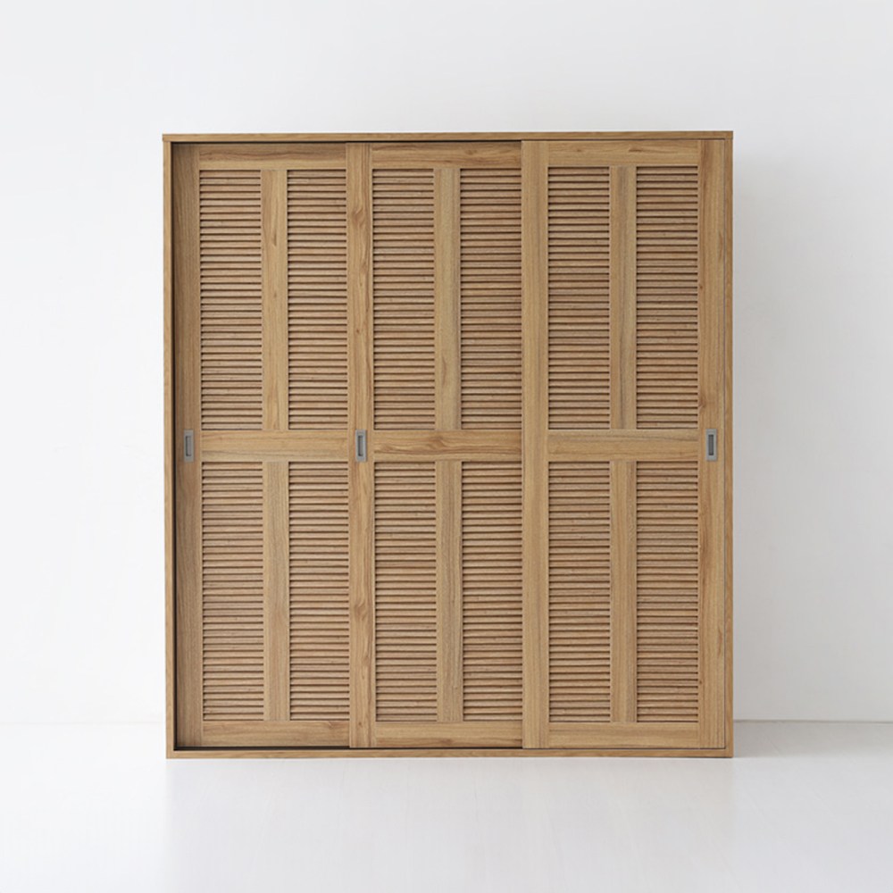 마켓비 벨로인 슬라이딩 3문 옷장 WRM195179SD, 캄포어베니어 7780.4285 749,000원