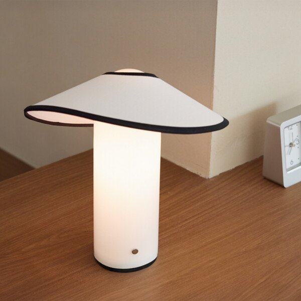 [스피아노] ARVO 쉐인 LED 포터블 램프 조명 106,820원