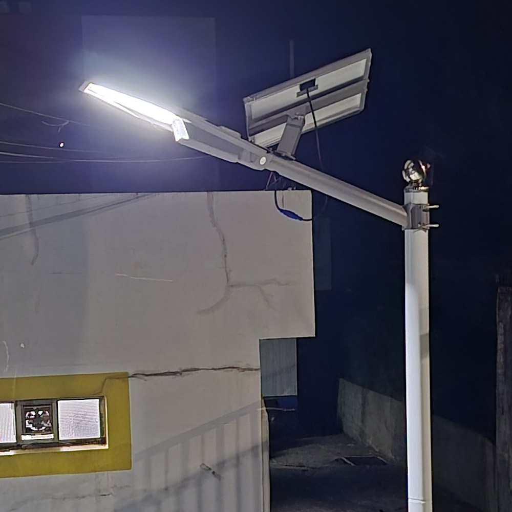 공간하우스 태양광 가로등 투광등 LED 정원등 야외 조명 전등 벽부착 168,000원