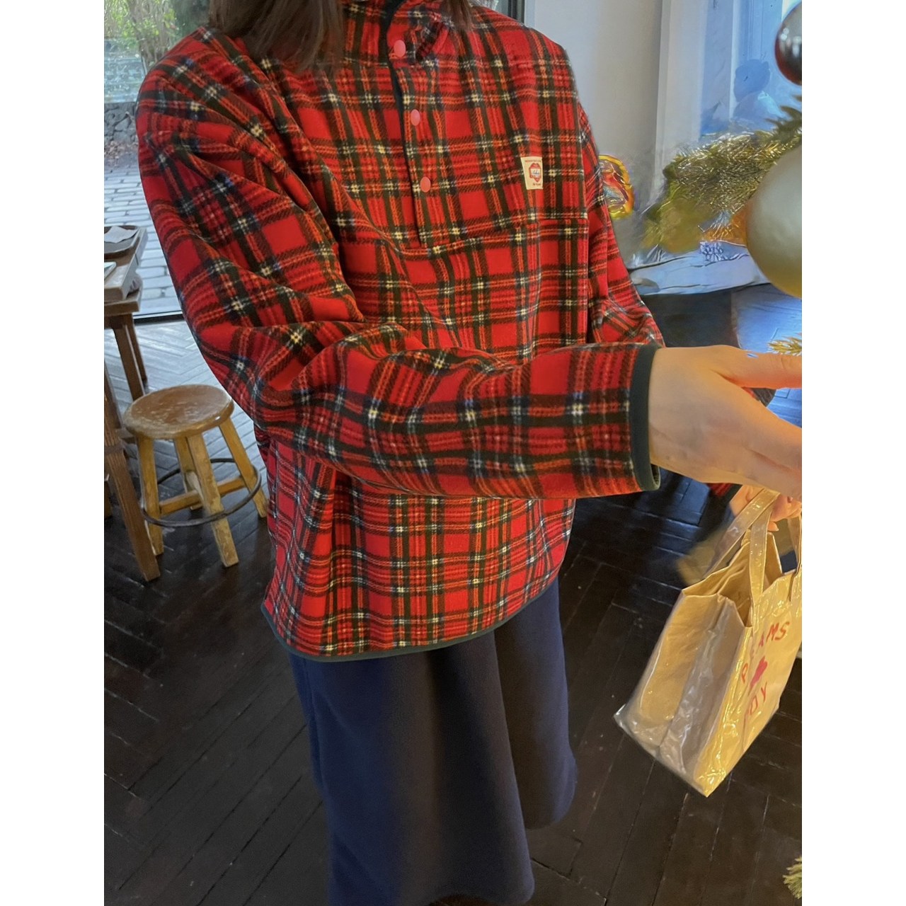 보뚜아스토어 여성 겨울 긴팔 플리스 체크 스냅 버튼 데일리 트레이닝 플리스 티셔츠 44,500원