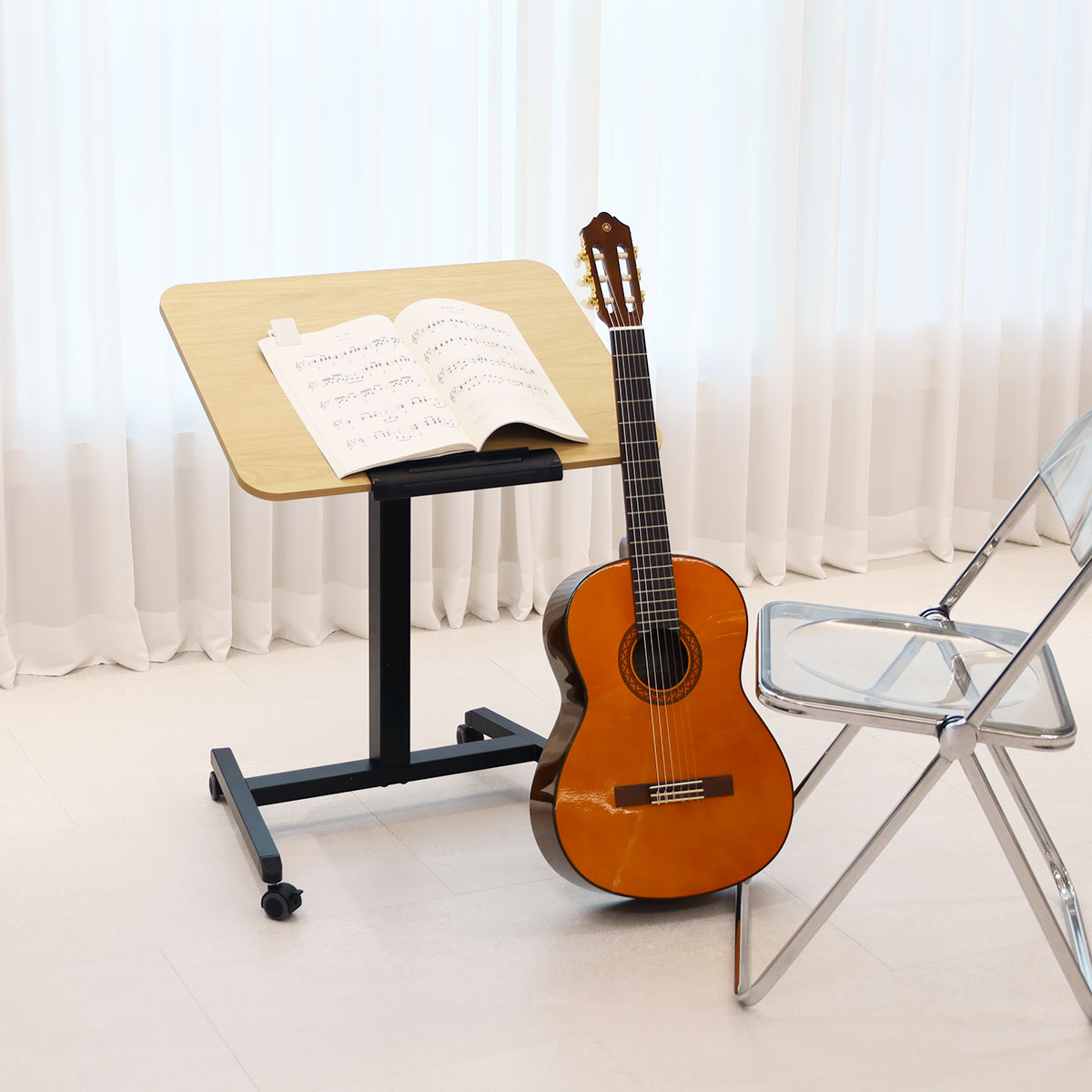 오텐션 T01 유압식 높이조절 테이블 이동식 노트북 스탠드 강의실 보조 책상, 블랙 77,900원