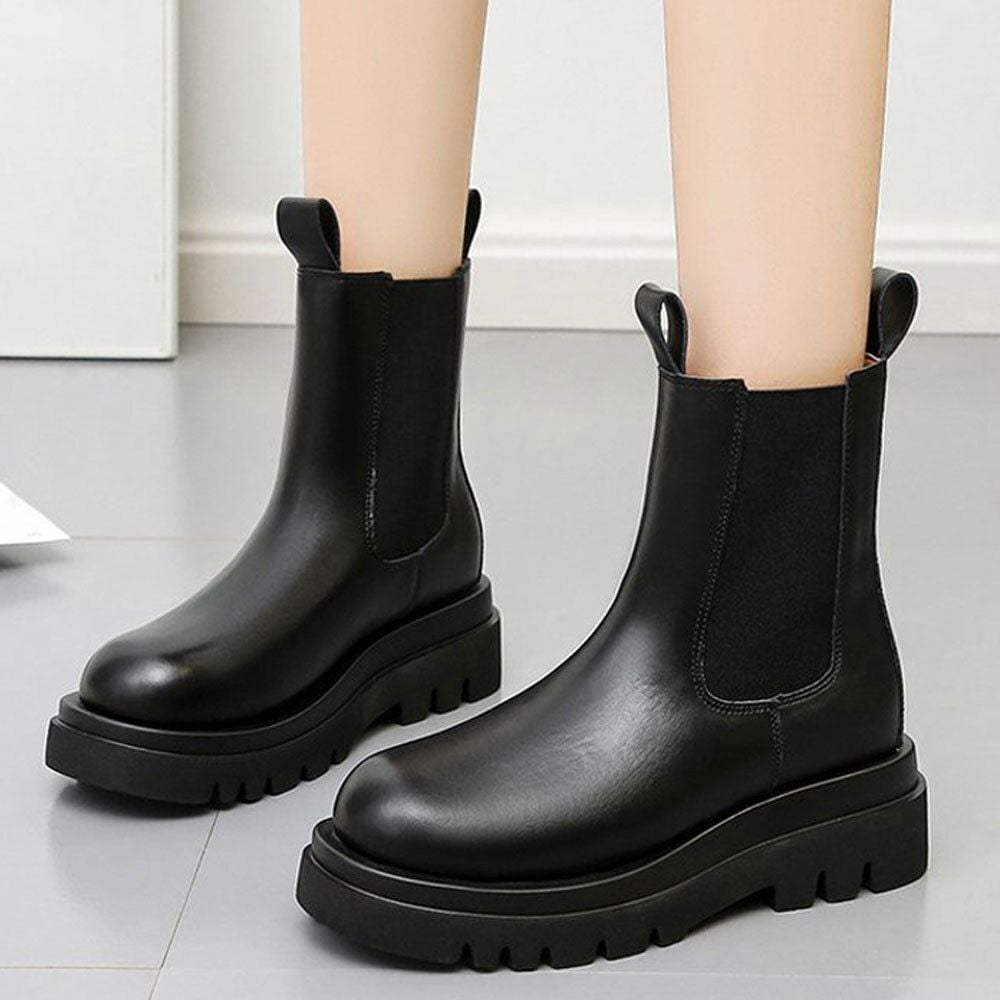 글래디에디터 데일리 여성 겨울 외출 동굽 미들 첼시 부츠 신발, 현재가 28,010원