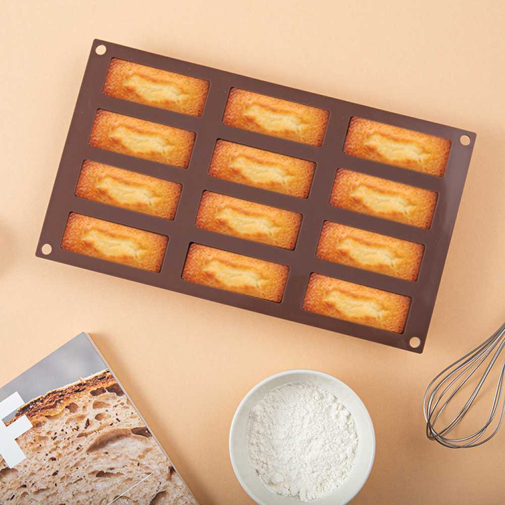 코멧 키친 직사각 실리콘 베이킹 몰드 12구 4,710원