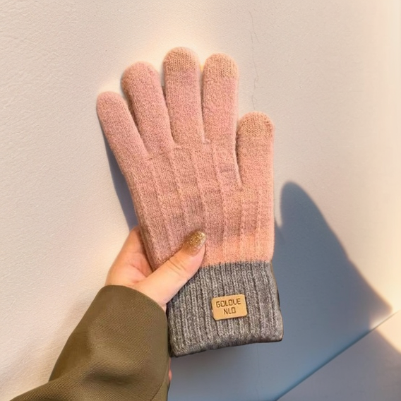 아일디 몽실몽실 스마트폰 터치 장갑 방한 장갑 7,920원