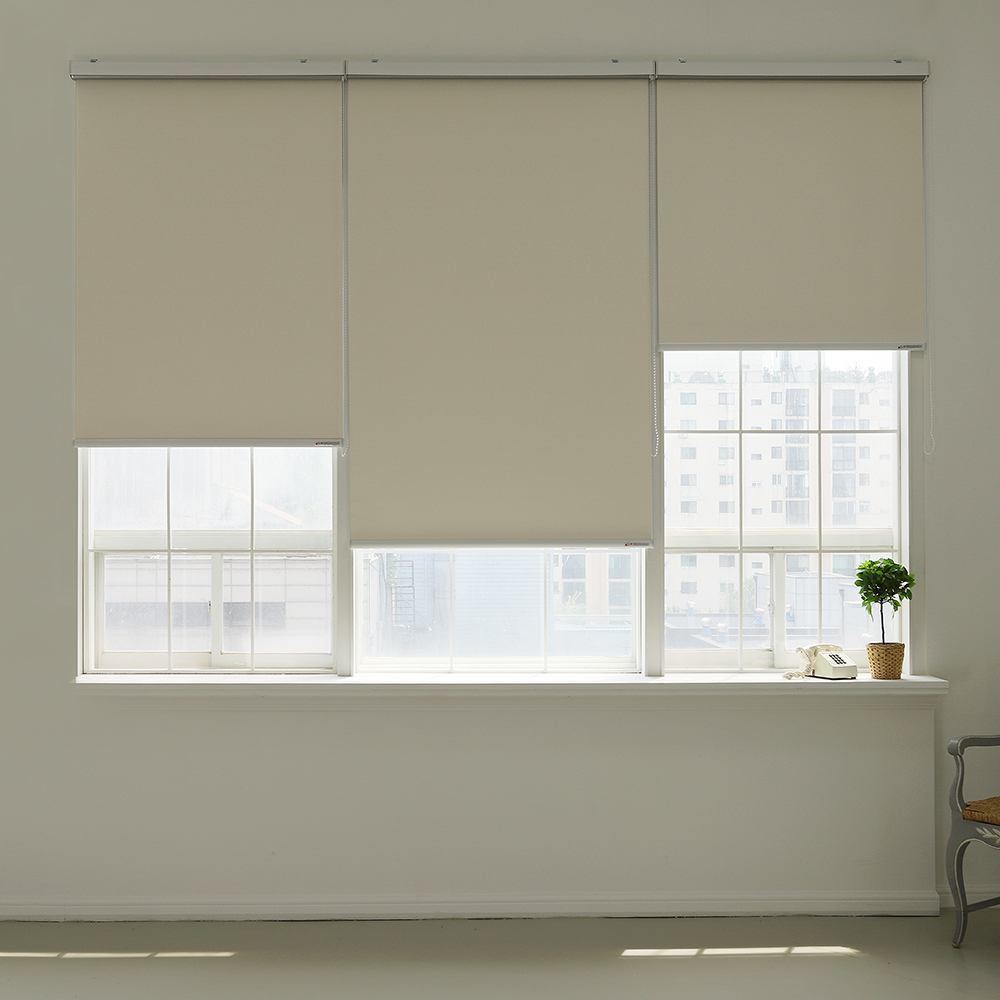 창안애 못없이 설치 무타공 안뚫어고리 다크니스 암막 롤스크린 블라인드 53,150원