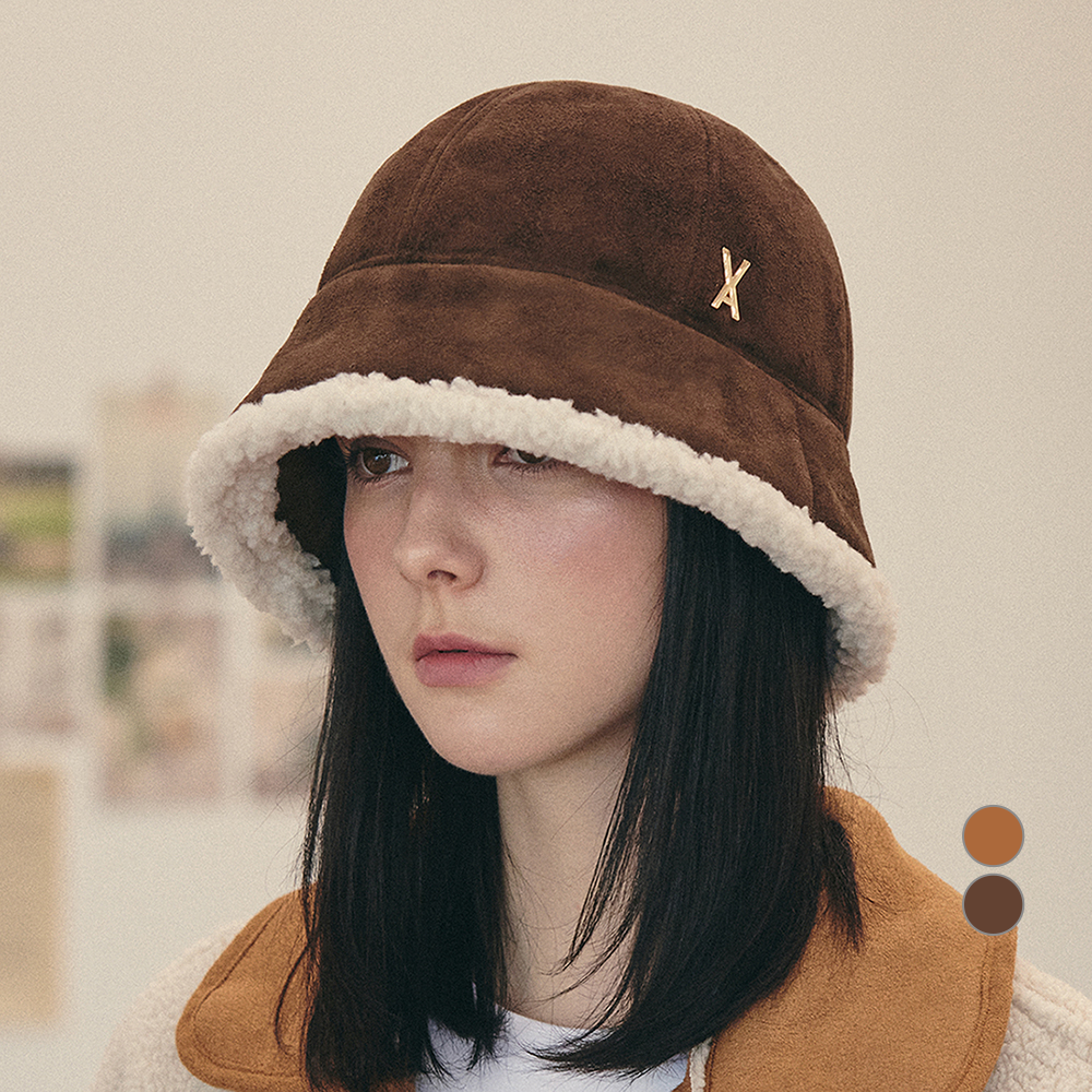 바잘 여성용 VA 스터드 무스탕 버킷햇 47,830원