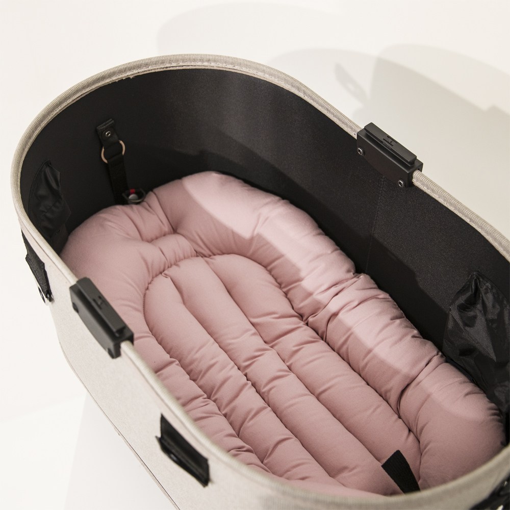 해리스펫 반려동물 유모차 라이너 방석 쁠리에 시리즈, 블로썸핑크, 1개 41,340원