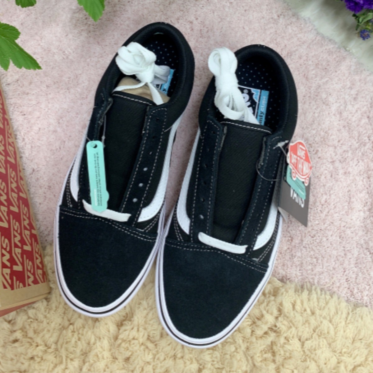 반스 컴피쿠시 올드스쿨 블랙 (PR)VN0A3WMAVNE 73,900원