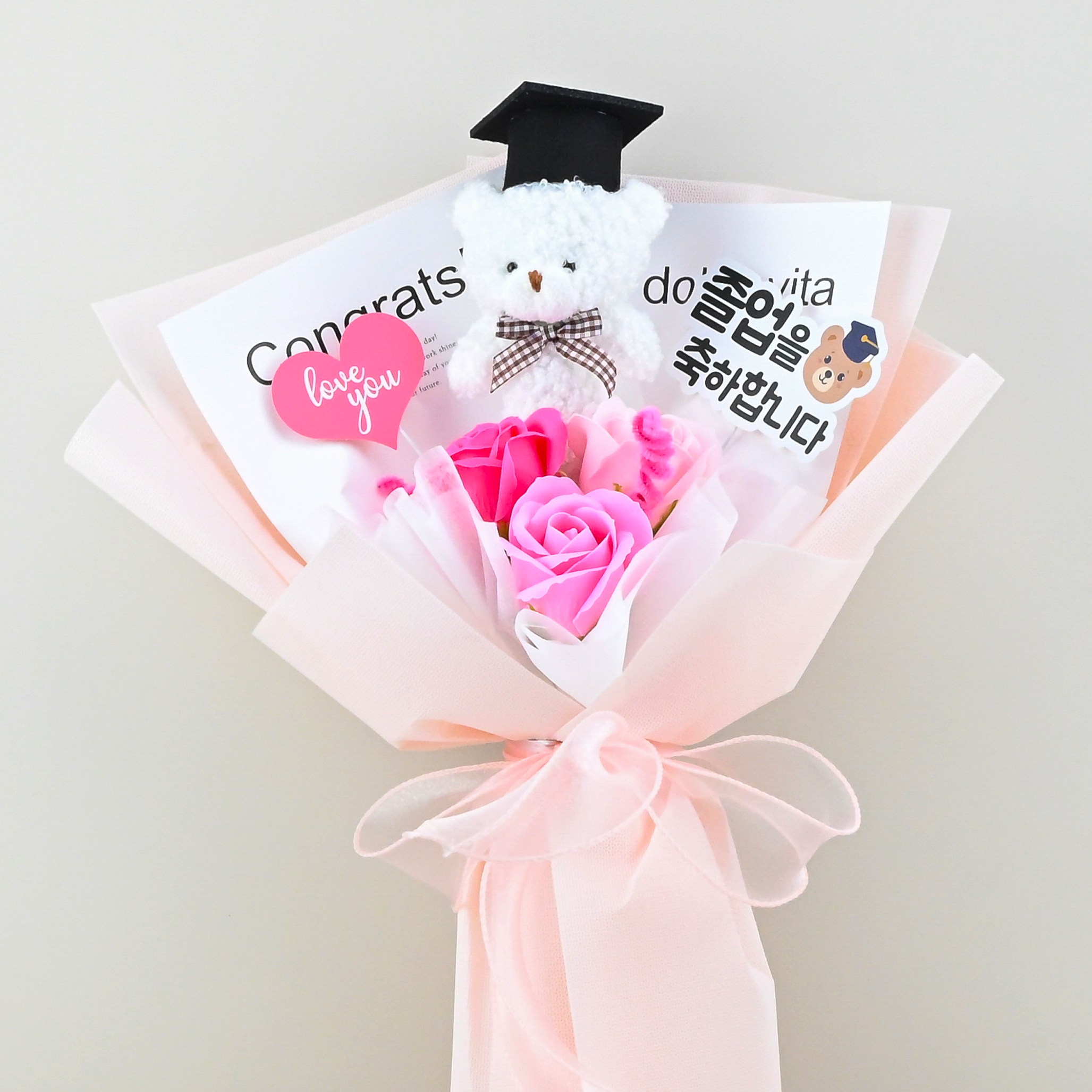 토이토 곰돌이 인형 비누꽃 졸업식 꽃다발 종이가방 조화 졸업 선물 세트, 1개, 핑크, 40cm 13,900원