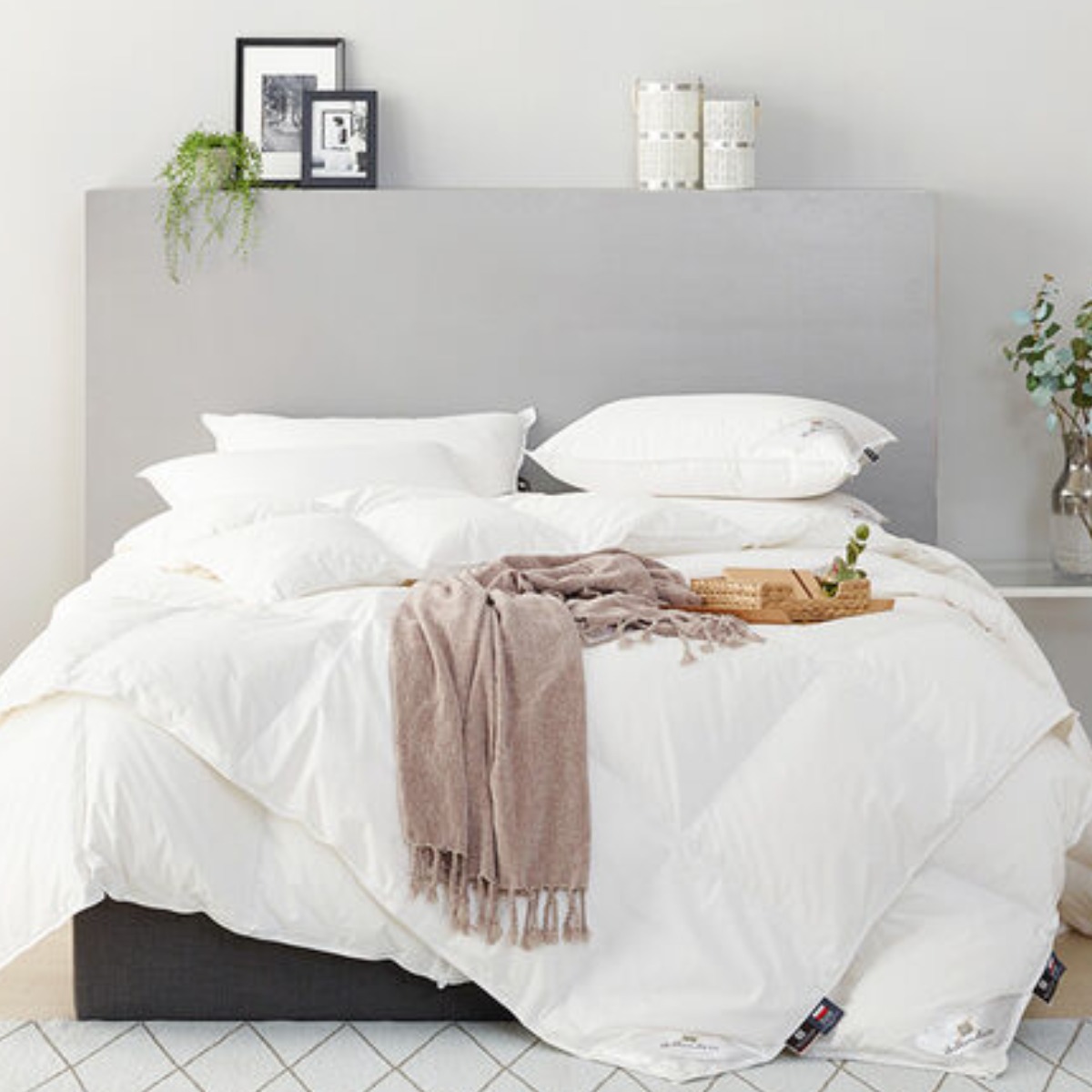 헬렌스타인 [헬렌스타인] 투인원 폴스카 구스 이불 Q 1,337,000원