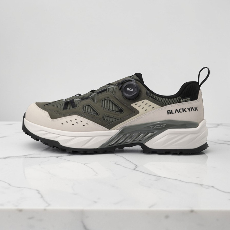블랙야크 남성 고어텍스 등산화 그리프X 로우 GTX KHAKI ABYSHXV003KH 195,000원