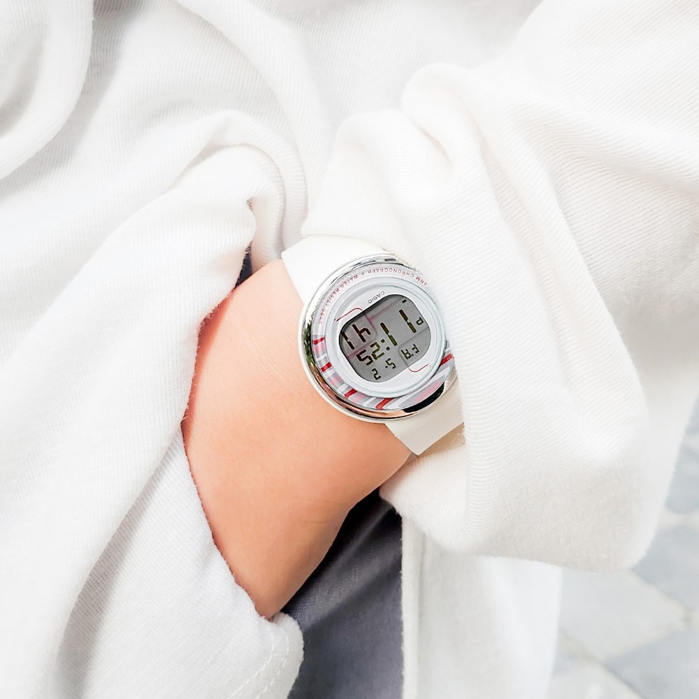 카시오 팝톤 전자 디지털 손목 시계 34,900원