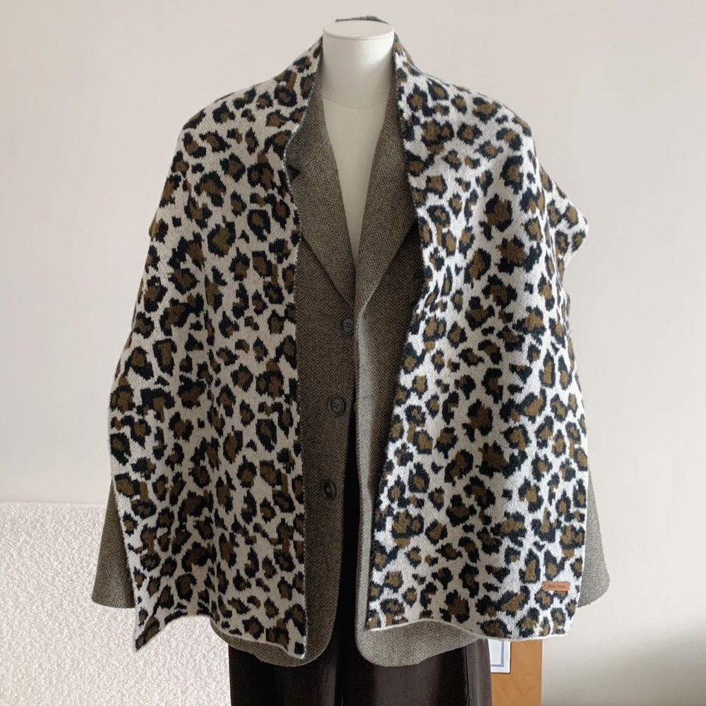 코코드림 호피 레오파드 울 혼방 니트 머플러 YN-1114, 현재가 18,720원