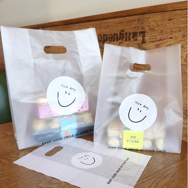 nice day 선물 스마일 손잡이 비닐 봉투쇼핑백 2종택1 7,000원