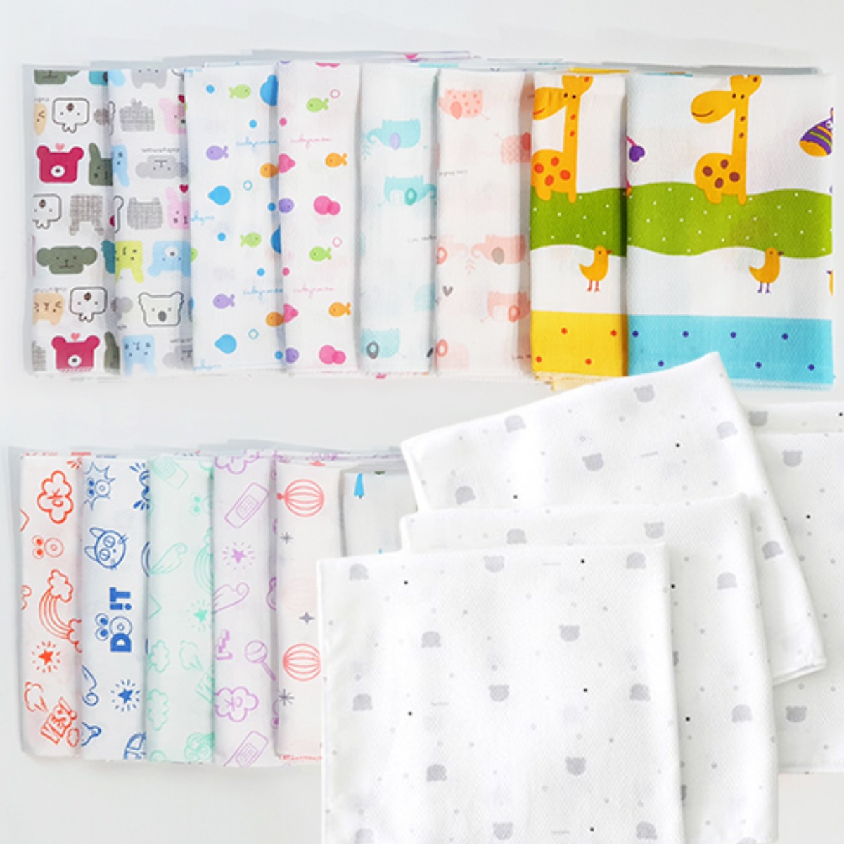 베이비큐 무형광 가제손수건 15장 + 밤부손수건 15장 세트 28,900원