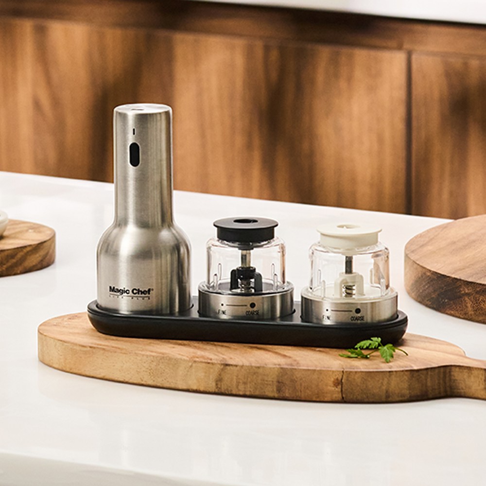 매직쉐프 전동 그라인더 소금 후추 2in1 스텐 실버 충전식 (본체1+팟2+트레이1), 1세트, 50ml, 현재가 59,800원