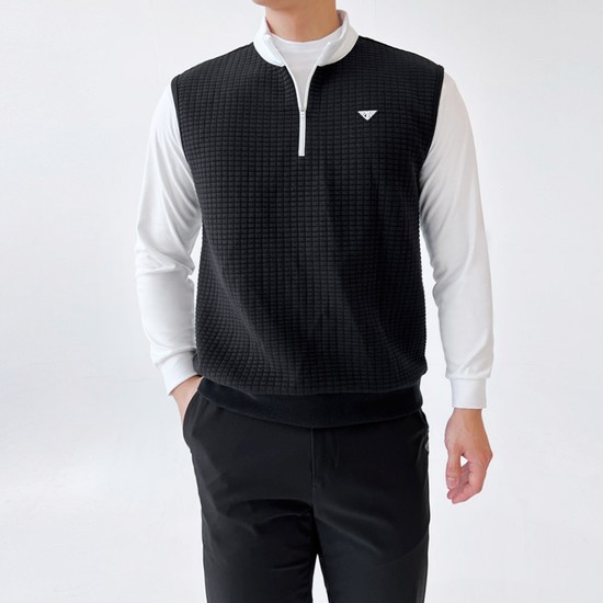 골피아 남자 스포츠 골프웨어 반집업 블랙 베스트 조끼 102,700원