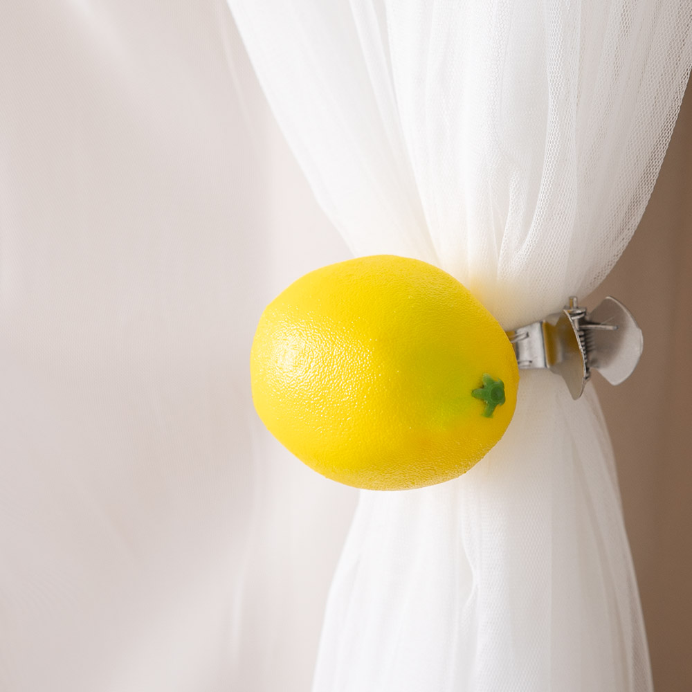 레몬 모형 과일 커튼 집게 타이백 9cm인테리어 과일 실내 장식 소품 고정 홀더 선물 꾸미기 4,500원