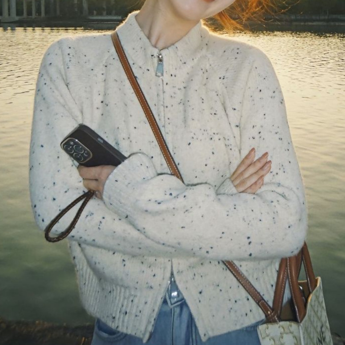 녕동 여성 스웨터 카디건 코트 루즈핏 봄 가을 반폴라 니트 집업 가디건 27,900원