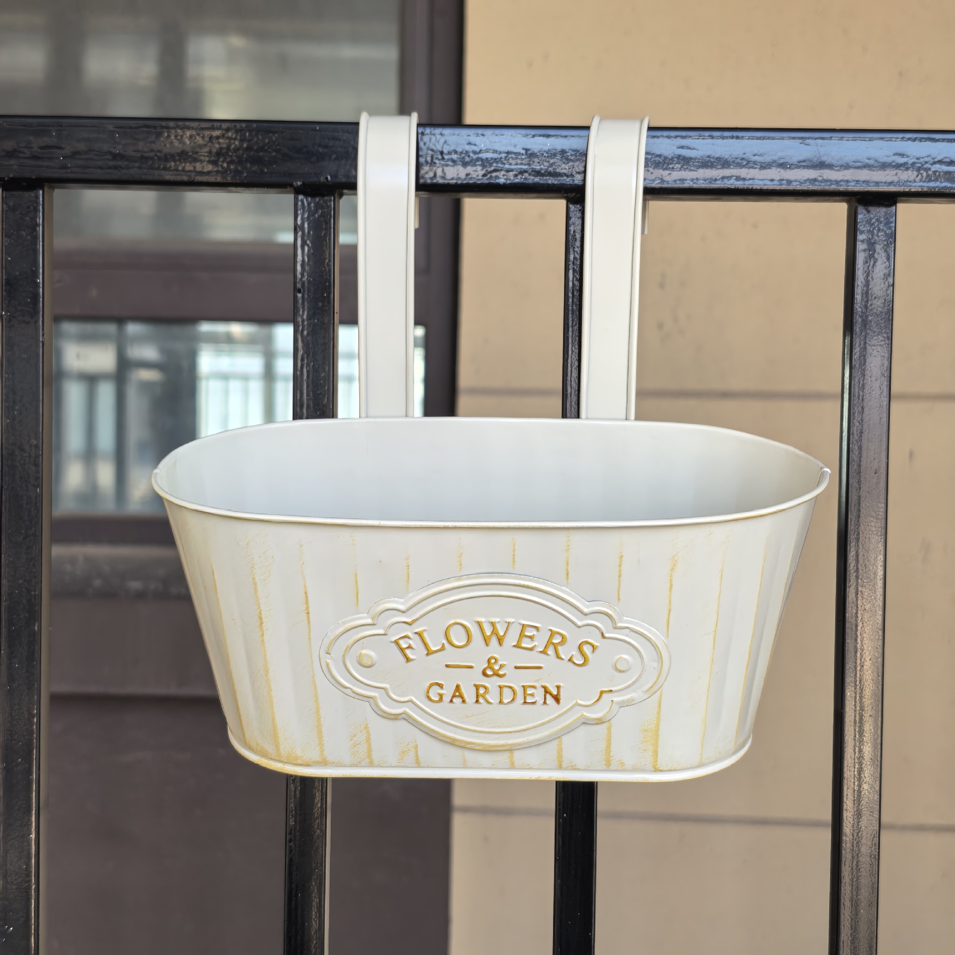 탑피아 발코니 걸이형 철제 타원 화분 더블후크 이동식, 베이지 2, 1개 10,500원