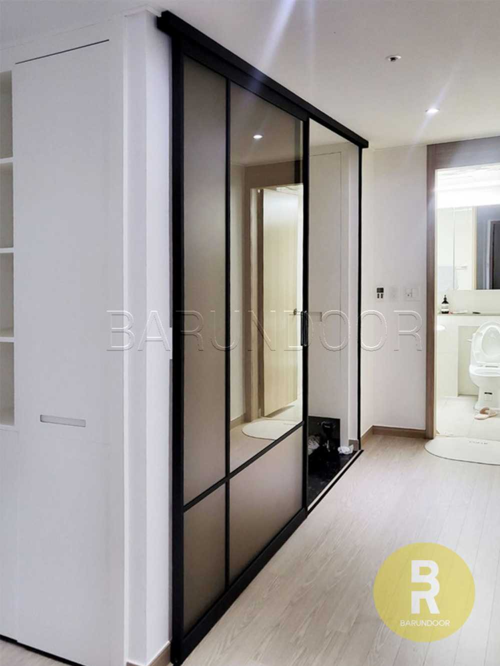 42번 원슬라이딩중문 유리분할형 블랙 브론즈+샤틴브론즈강화유리 // 현관중문,시공비포함,소음차단,반려견안전,맞춤제작,아파트빌라중문, 1개 1,327,000원