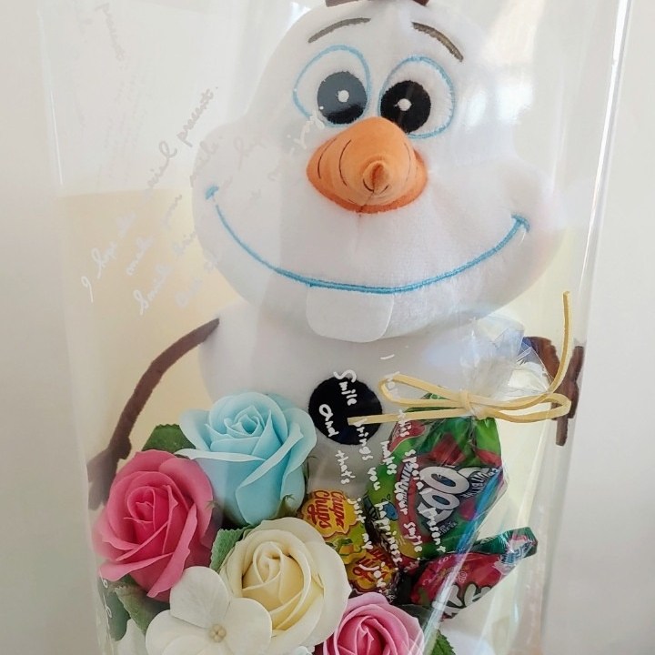 겨울왕국 올라프꽃다발 사탕꽃다발 인형꽃다발 재롱치꽃다발 발표회 킨더조이꽃 31,280원