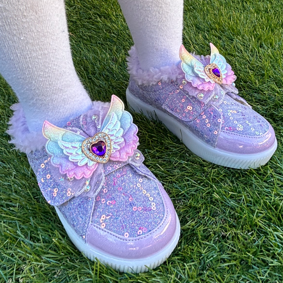 프롬베베 여아용 엘라 겨울 무지개 날개 LED 털 운동화 45,000원