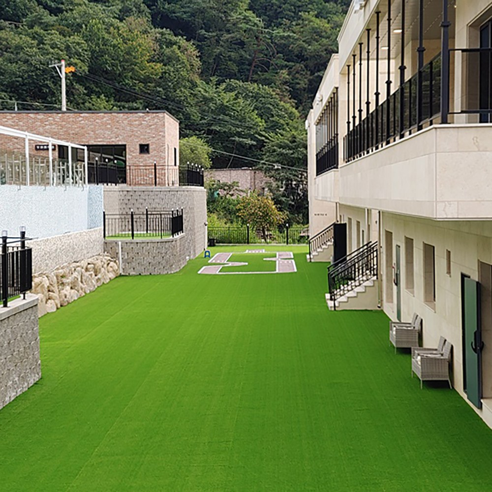 인조잔디 테라스 베란다 옥상 마당 숨터프 정원 검은가루가 떨어지지 않는 잔디, 1개, 숨터프35mm 1mx7.5m 119,100원