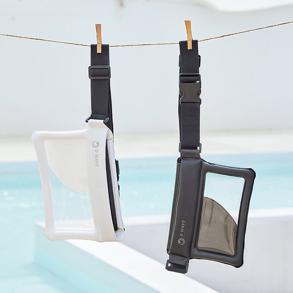 (디웨이브) IPX8등급 워터플레이 스마트폰 크로스 방수팩 방수 가방 힙색 (M사이즈) 19,370원