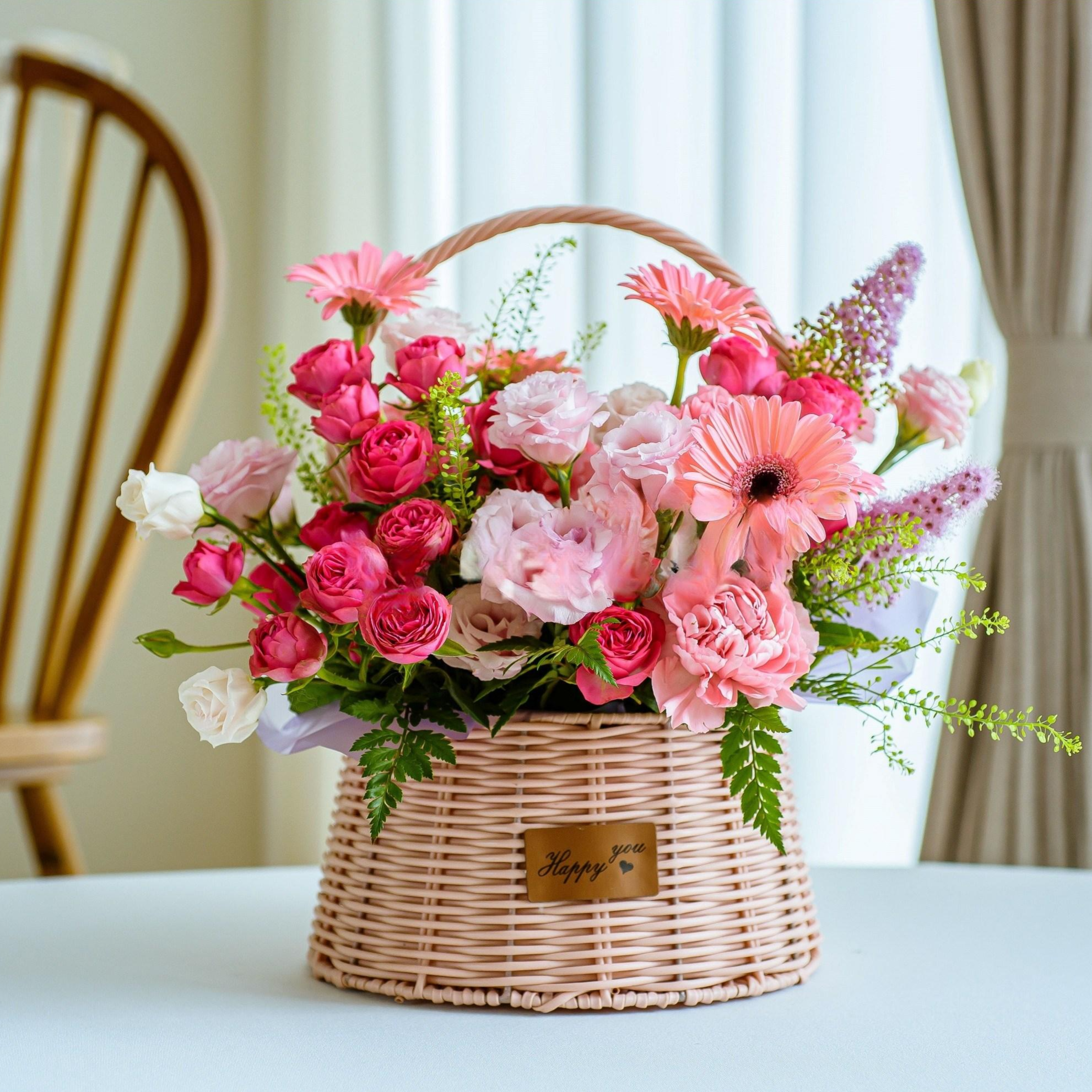 나눔플라워 전국 꽃바구니 생일꽃배달 생일 생신 부모님 환갑 칠순 팔순 축하 선물 승진 정년 퇴직 기념일 와이프 꽃배달서비스 당일꽃배달, 1개, 핑크혼합꽃바구니A 82,000원