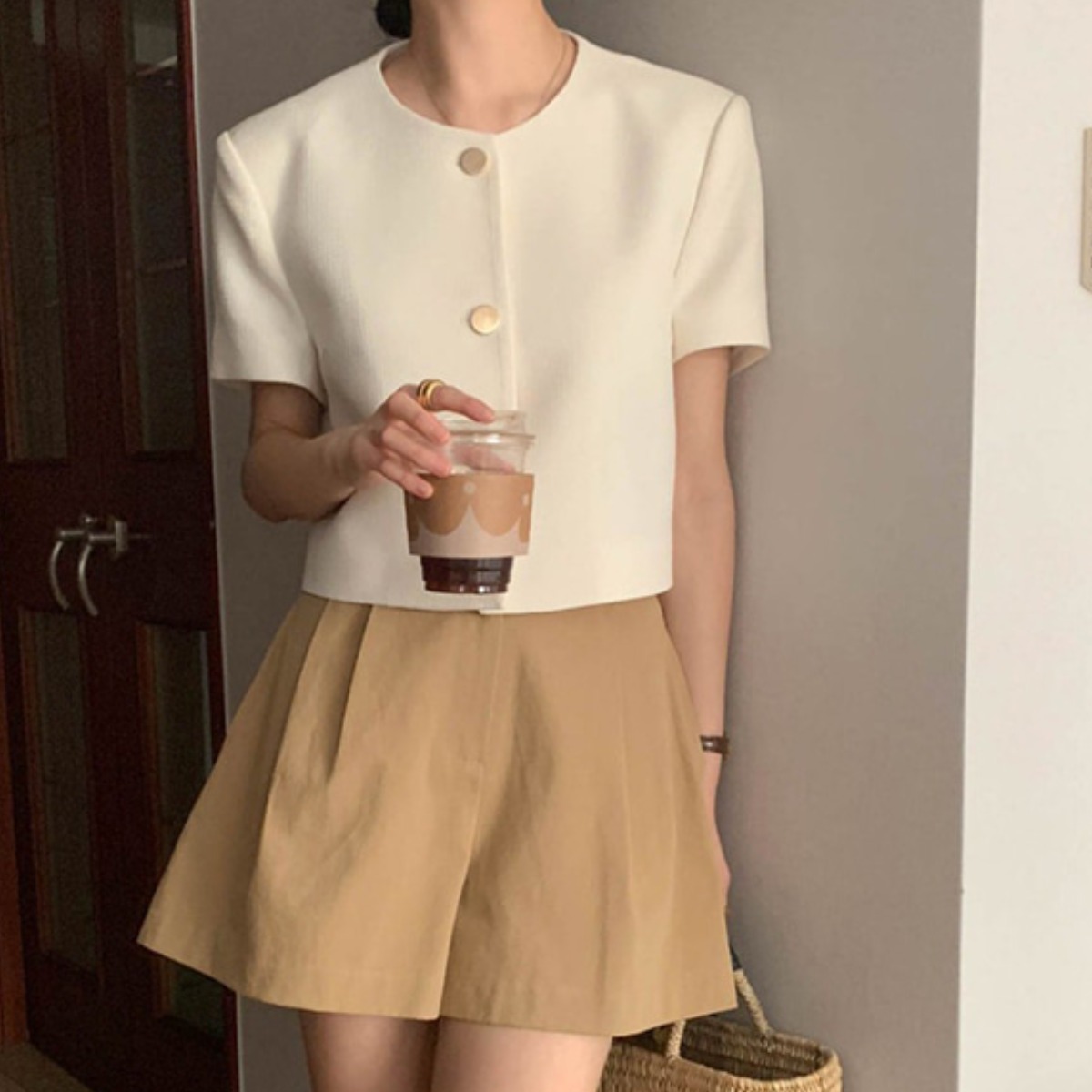 여성 의류 아우터 여름 3컬러 노카라 라운드 세미크롭 자켓 TDB-NM-0007 72,450원