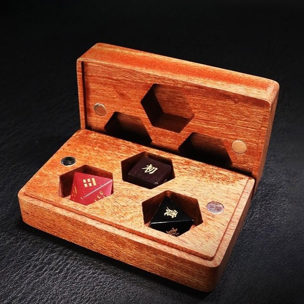전통 주역 팔괘 주사위 앵두목 주사위함 세트 76,000원