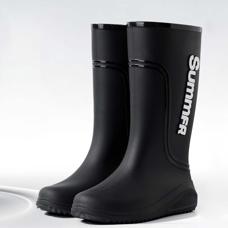 남성 미들 레터링 레인부츠 미끄럼 방지 방수 트랜드 낚시용 아웃도어 농상용 패션 두꺼운 밑창 가벼운 데일리 장화 22,800원