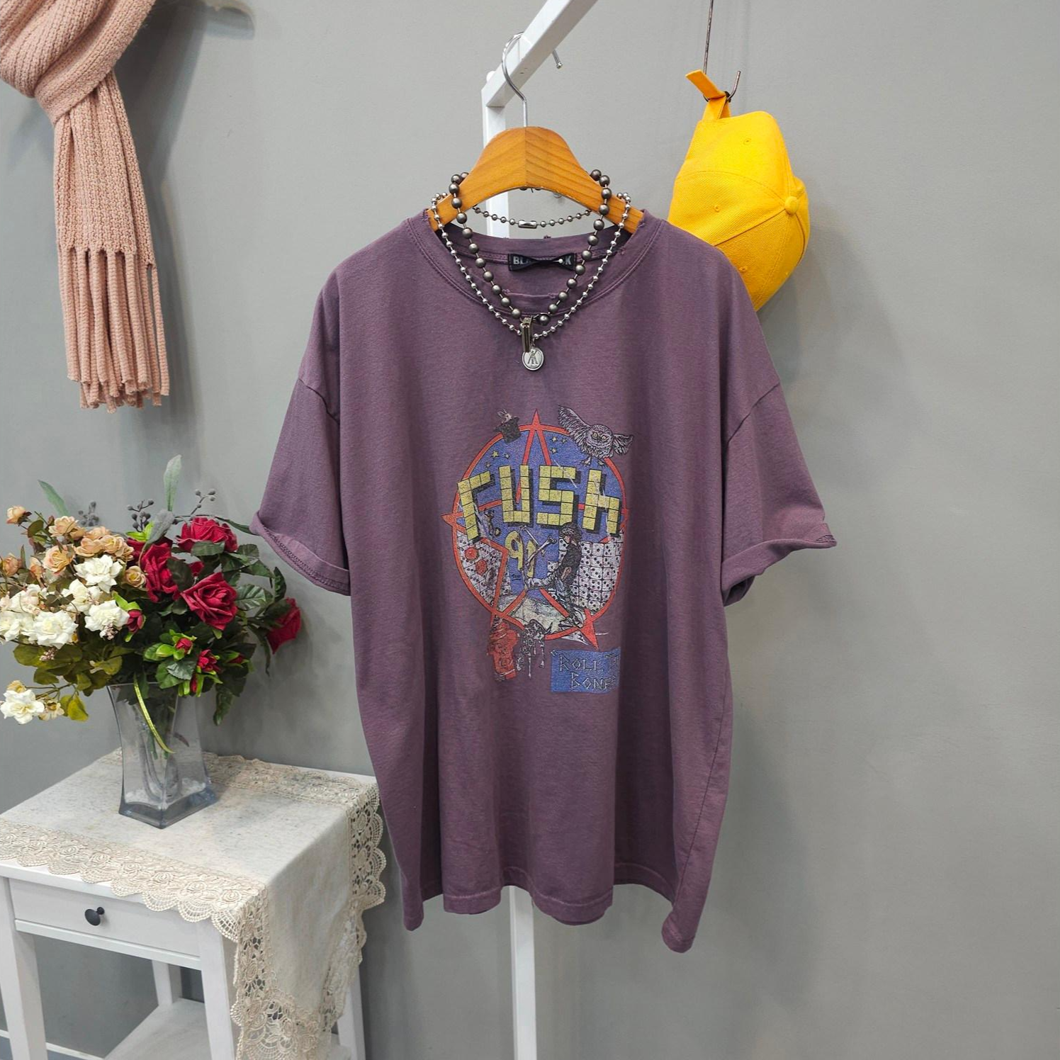 러쉬 빈티지 워싱 오버핏 라운드넥 면 반팔티셔츠 15,900원